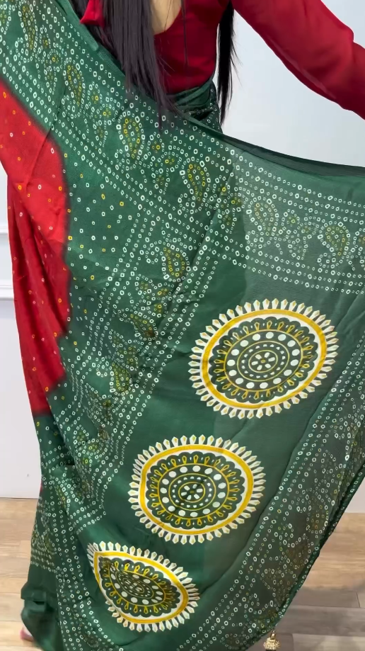 Green And Red Bandhani Saree