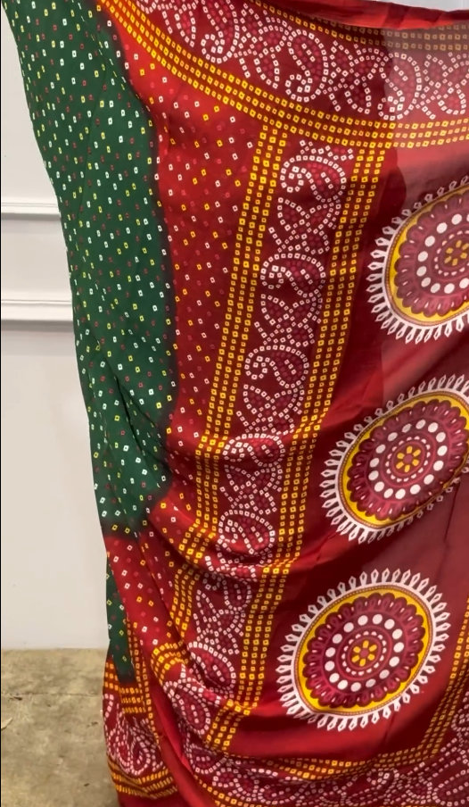 Green And Red Latest Bandhani Saree