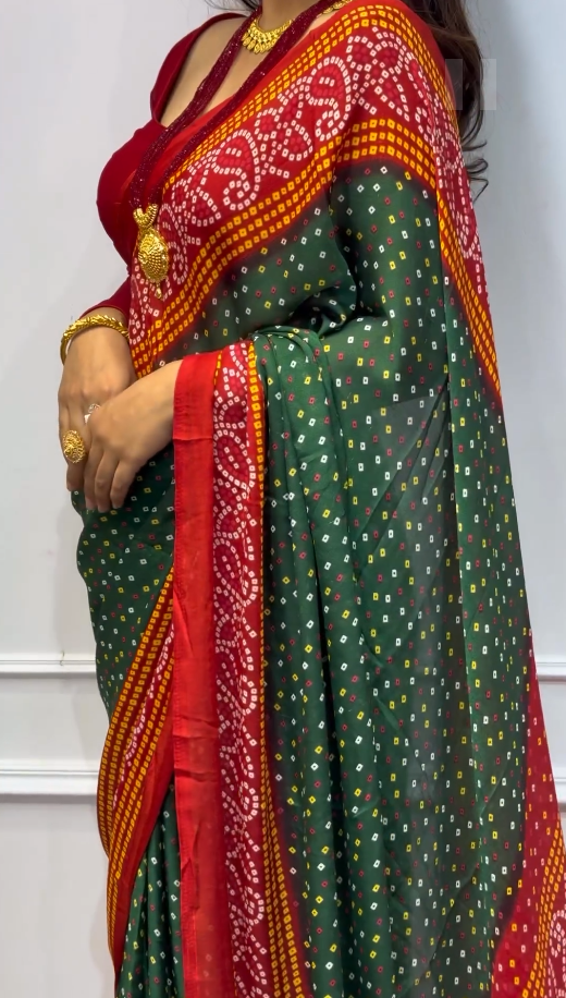 Green And Red Latest Bandhani Saree