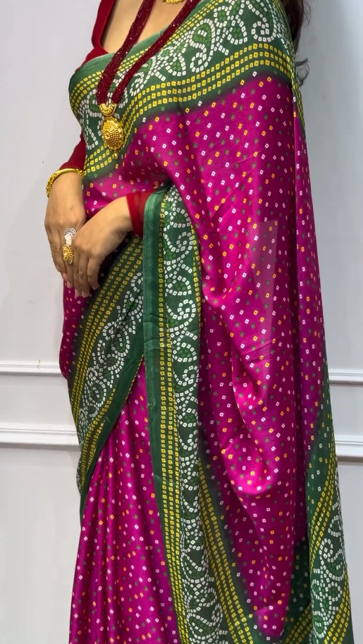 Green And Magenta Bandhani Saree