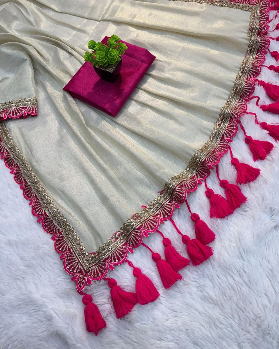 Luxurious Tissue Saree With Sequence & Thread Butta Work Lace